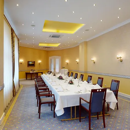 Hotel Oranien Wiesbaden-3